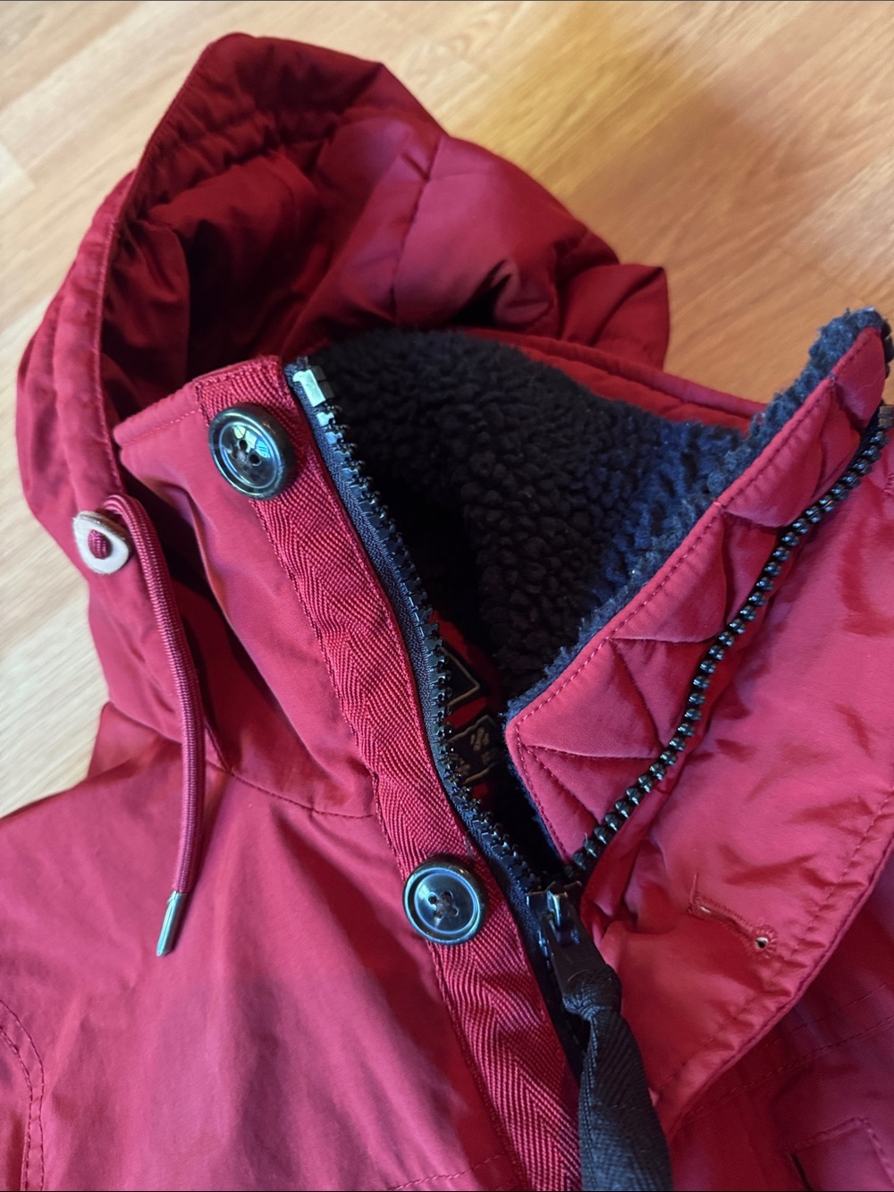EUC XS MEN’s Abercrombie & Fitch trekking hooded parka coat in RED Sherpa Lining - Picture 14 of 14